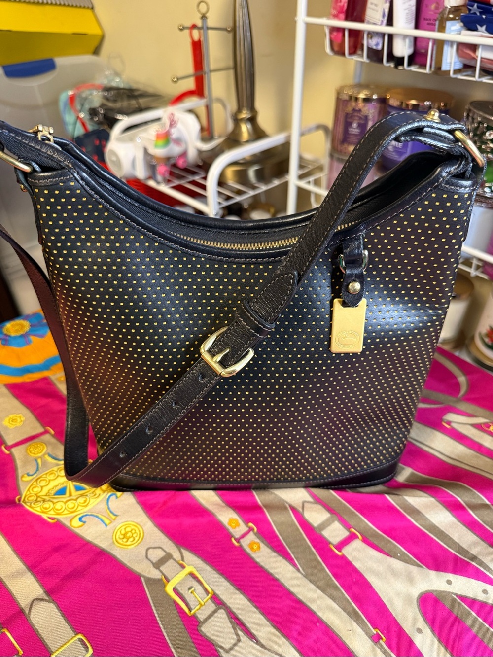 Dooney & Bourke Vintage Cabriolet Hobo Shoulder Bag –  NWOT
